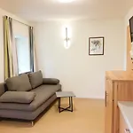 Hoellerhof Apartment