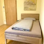 Hoellerhof Apartman *